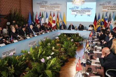 اتحادیه اروپا: تحریم‌ها ابدی نیستند