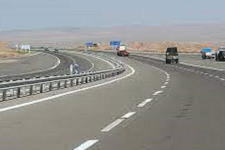 مدیرکل راهداری و حمل‌ونقل جاده‌ای آذربایجان‌شرقی گفت: امسال ۲۵ نقطه حادثه خیز در جاده‌های استان که پیش از این شناسایی شده بودند اصلاح می‌شوند.