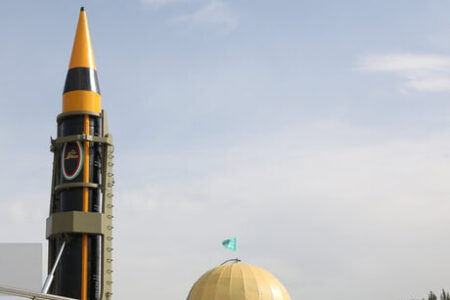 موشک راهبردی خرمشهر ۴ رونمایی شد