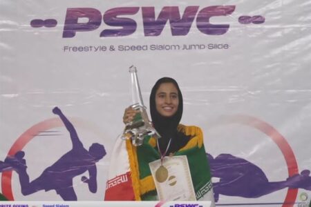 قهرمانی پسران و نایب قهرمانی دختران در بخش تیمی