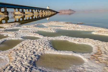 مصوبات کارگروه نجات ملی دریاچه ارومیه با جدیت پیگیری شود