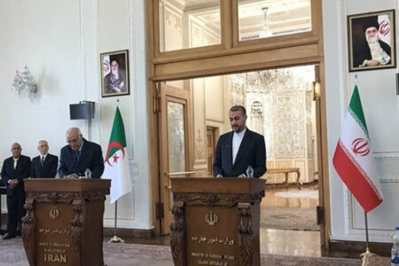 توافق ایران و الجزایر برای لغو روادید سیاسی توافق ایران و الجزایر برای لغو روادید سیاسی