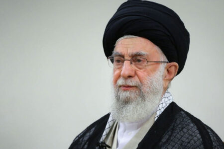 پشت صحنه تبلیغات دشمن را بشناسید