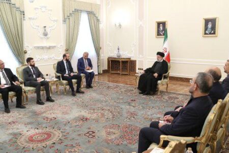 رئیسی: ایران هیچ‌گونه جابه‌جایی در مرزهای کشورهای منطقه را نمی‌پذیرد