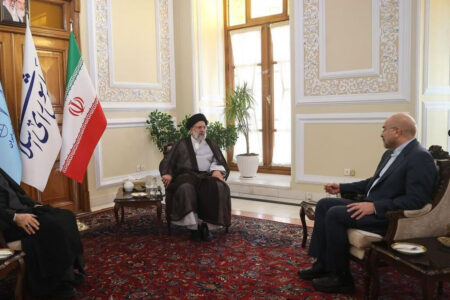 تأکید سران قوا بر تدوین قانون جامع برای عفاف و حجاب