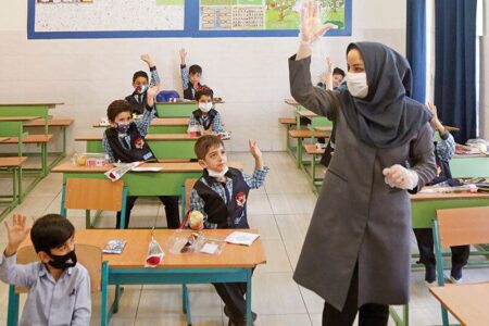 مصوبه‌ای برای «معلم» شدن دانش‌آموزان برتر مدارس