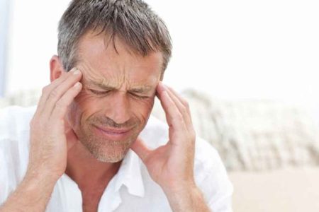 ۸ ماده غذایی که باعث حملات میگرنی می‌شود