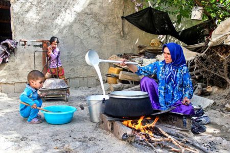 خزعلی: زنان خانه‌دار روستایی بیمه می‌شوند.