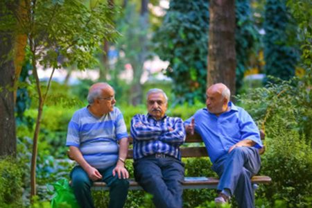 افزايش سن و سابقه بازنشستگي در آمد سازمان تامین اجتماعی را كاهش مي دهد