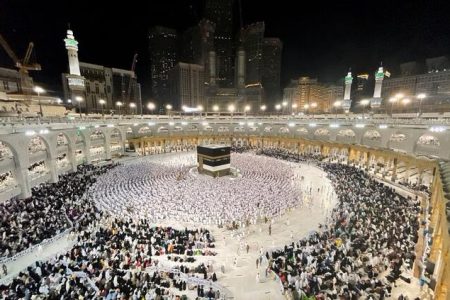 قیمت و زمان عمره هنوز نامشخص است.