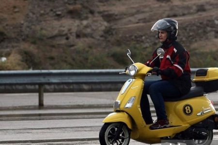 صدور گواهینامه موتورسیکلت برای زنان، خلأ قانونی ندارد